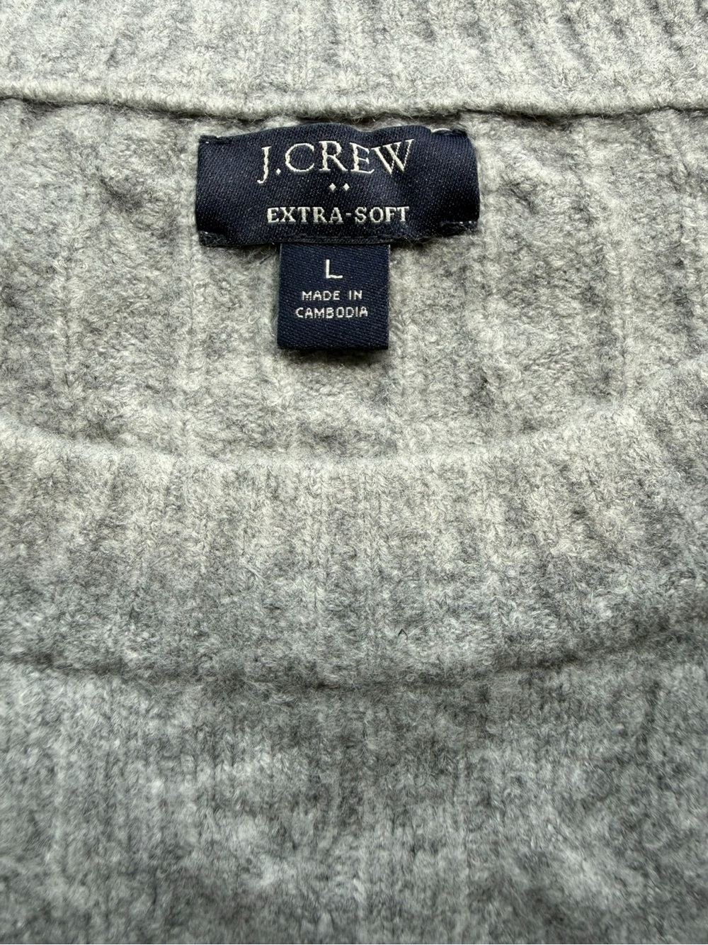 J.Crew Extra-Soft Classic Cable-knit Crewneck Sweater - Gray Men’s Large - Picture 2 of 9